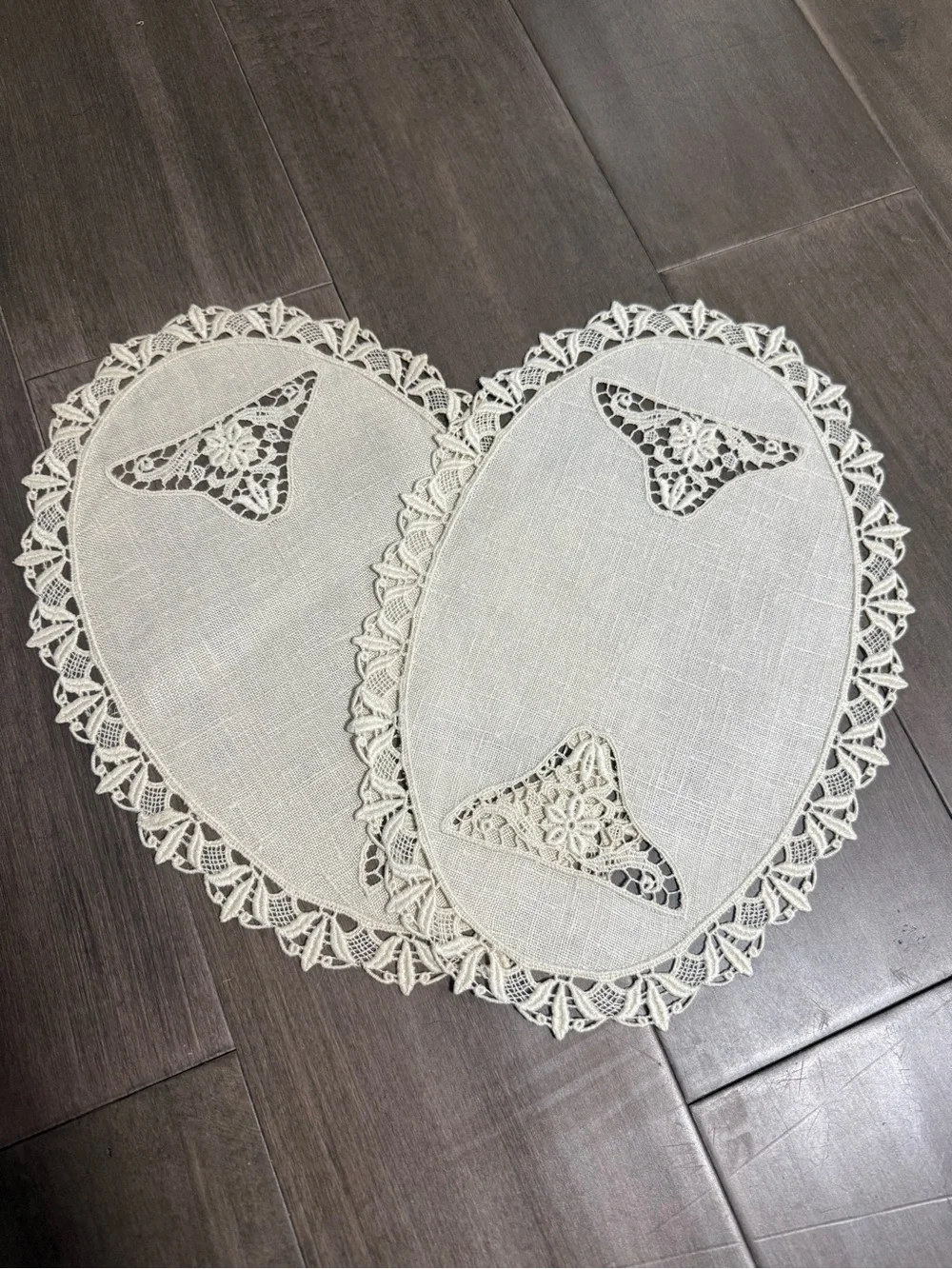 Vintage Ivory Crochet Lace Oval Doilies - Set of 2 11” x 9”